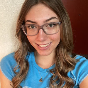 Meet your Posher, Brooke